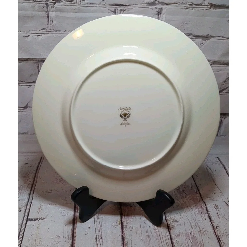 Noritake Barrymore #9737 Fine‎ Bone China Dinner Plate - 10.5